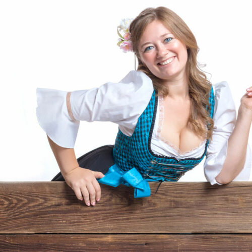 Ist es schlimm, wenn man beim Dirndl den BH sieht?