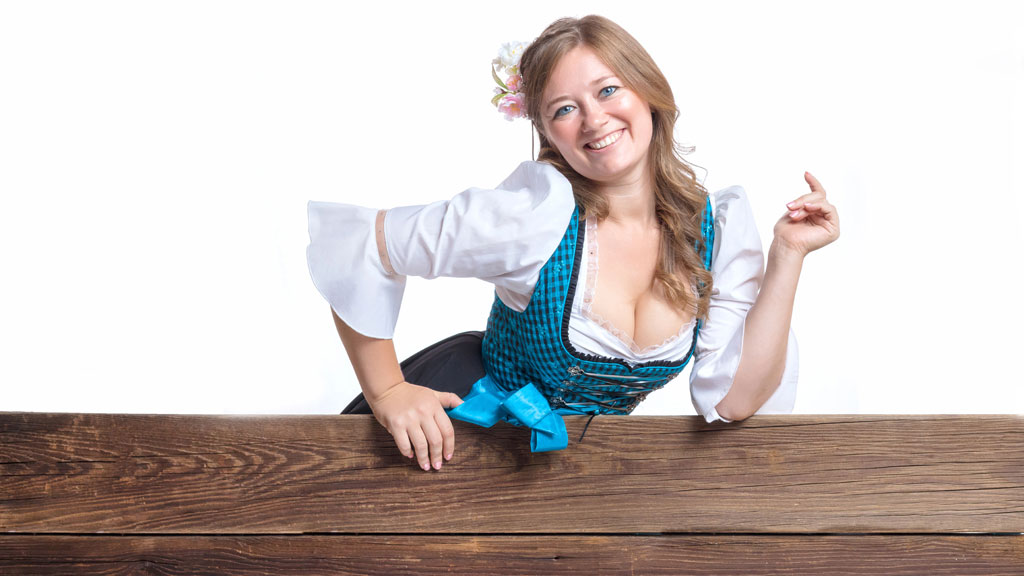 Ist es schlimm, wenn man beim Dirndl den BH sieht?