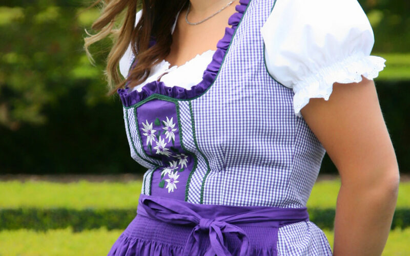 Dirndl mit Schleife links